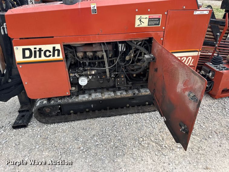 image for item EN0556 2000 Ditch Witch JT920L directional boring unit