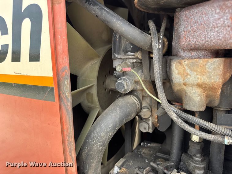 image for item EN0556 2000 Ditch Witch JT920L directional boring unit