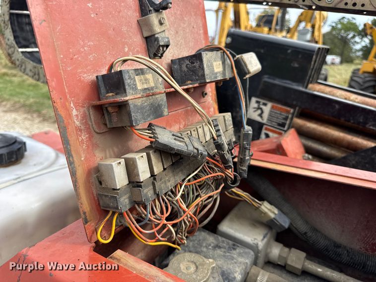 image for item EN0556 2000 Ditch Witch JT920L directional boring unit