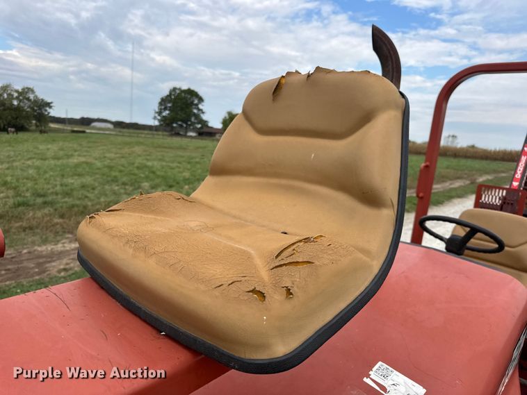 image for item EN0557 2005 Ditch Witch RT55 trencher