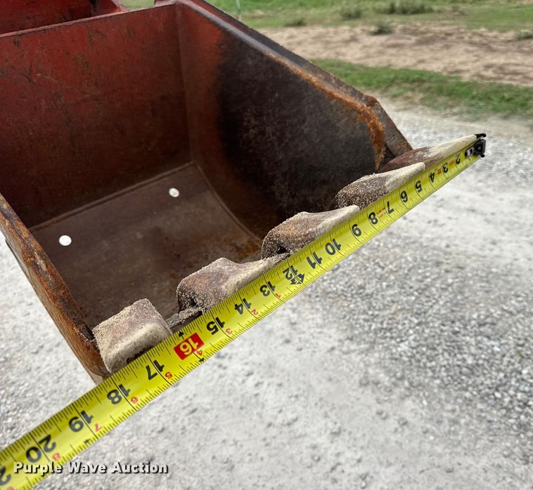 image for item EN0557 2005 Ditch Witch RT55 trencher