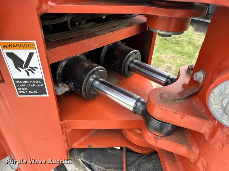 image for item EN0557 2005 Ditch Witch RT55 trencher