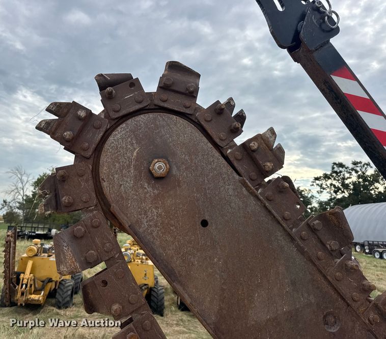 image for item EN0557 2005 Ditch Witch RT55 trencher