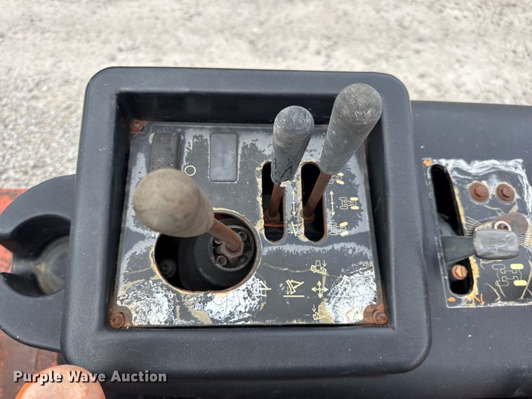 image for item EN0557 2005 Ditch Witch RT55 trencher