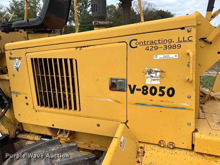 image for item EN0558 1994 Vermeer V8050 cable plow