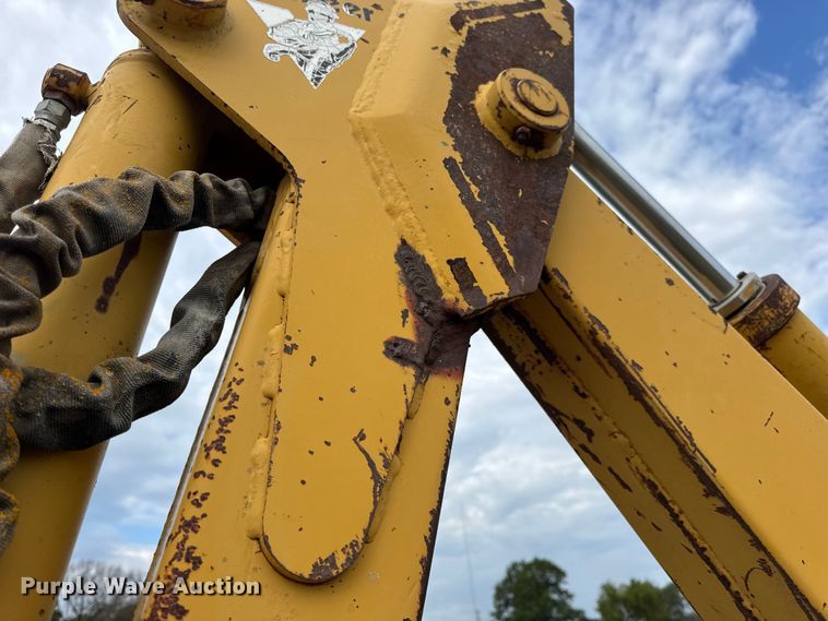 image for item EN0558 1994 Vermeer V8050 cable plow