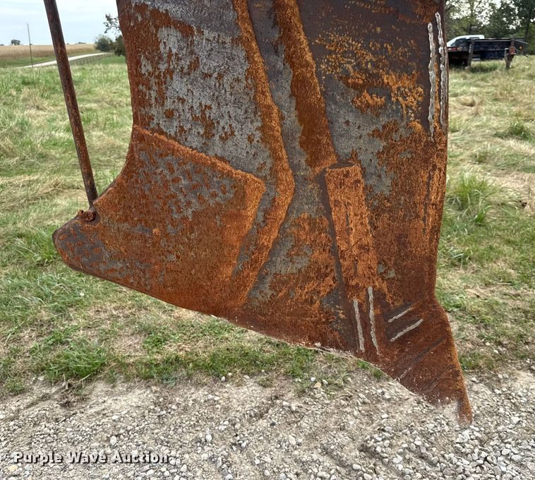 image for item EN0558 1994 Vermeer V8050 cable plow