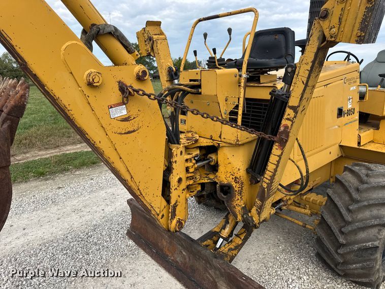 image for item EN0558 1994 Vermeer V8050 cable plow