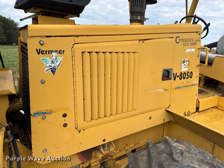 image for item EN0558 1994 Vermeer V8050 cable plow