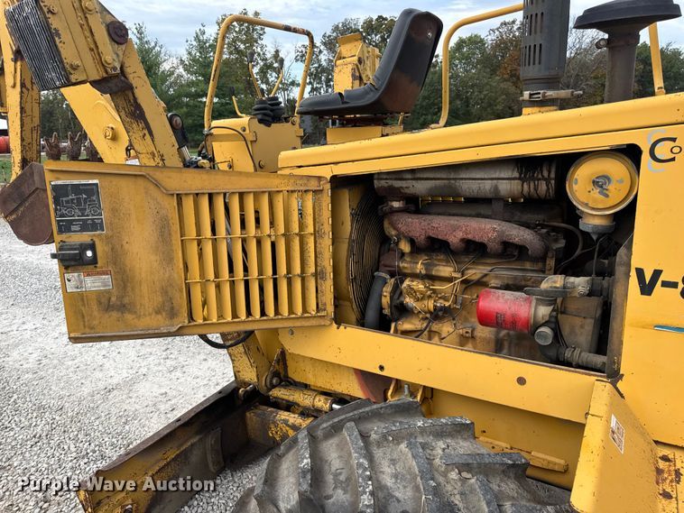 image for item EN0558 1994 Vermeer V8050 cable plow