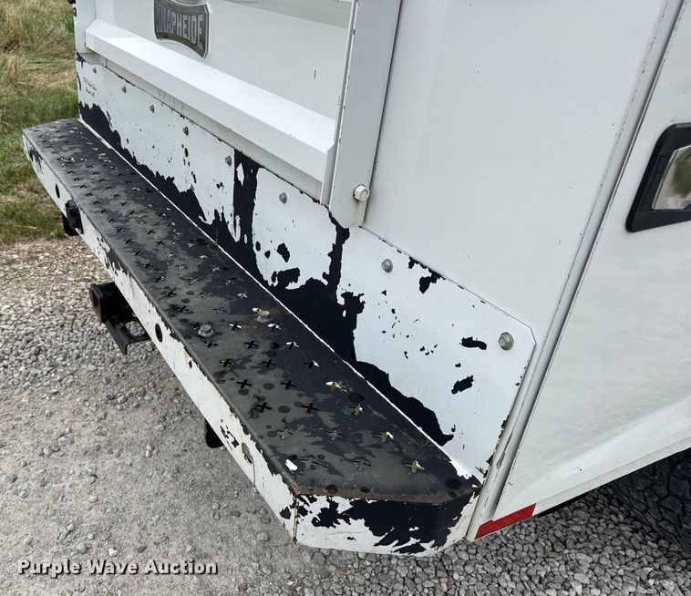 image for item EN0559 2015 RAM 2500 Crew Cab utility bed pickup truck