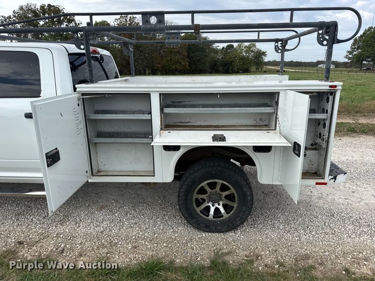 image for item EN0559 2015 RAM 2500 Crew Cab utility bed pickup truck