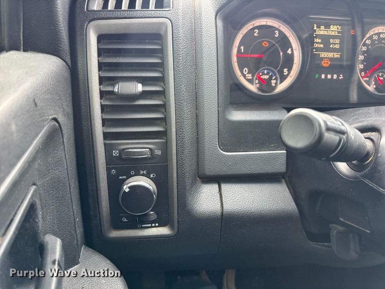 image for item EN0559 2015 RAM 2500 Crew Cab utility bed pickup truck