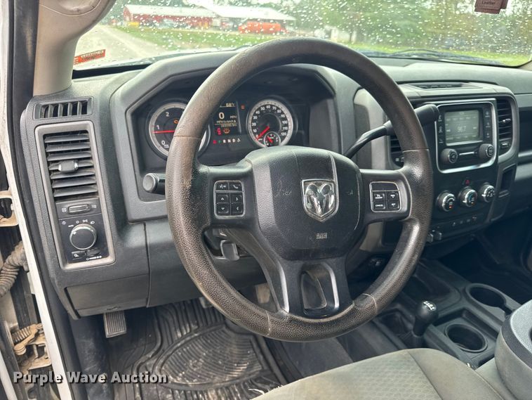 image for item EN0559 2015 RAM 2500 Crew Cab utility bed pickup truck