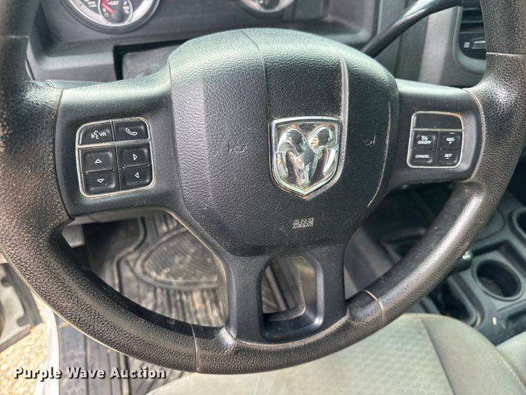 image for item EN0559 2015 RAM 2500 Crew Cab utility bed pickup truck