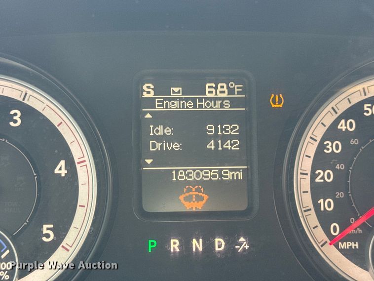 image for item EN0559 2015 RAM 2500 Crew Cab utility bed pickup truck