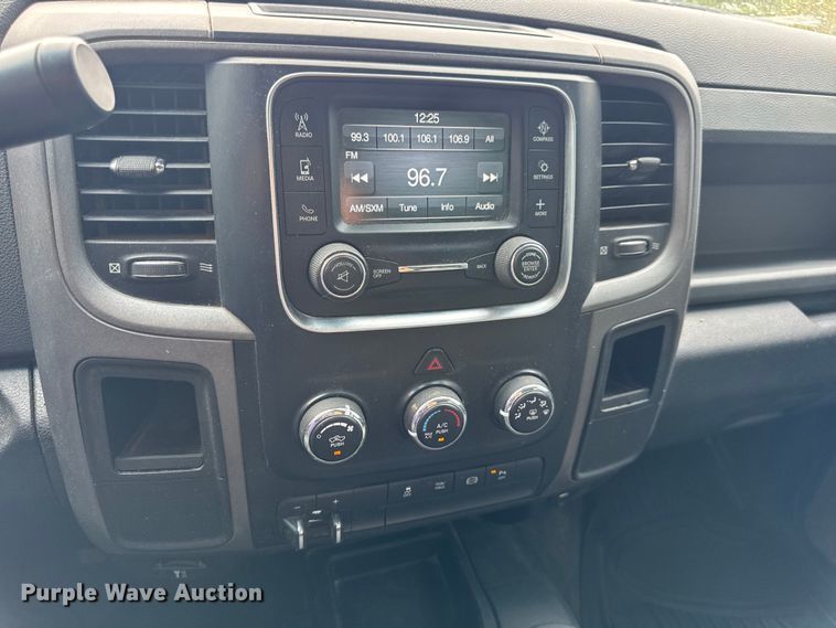 image for item EN0559 2015 RAM 2500 Crew Cab utility bed pickup truck