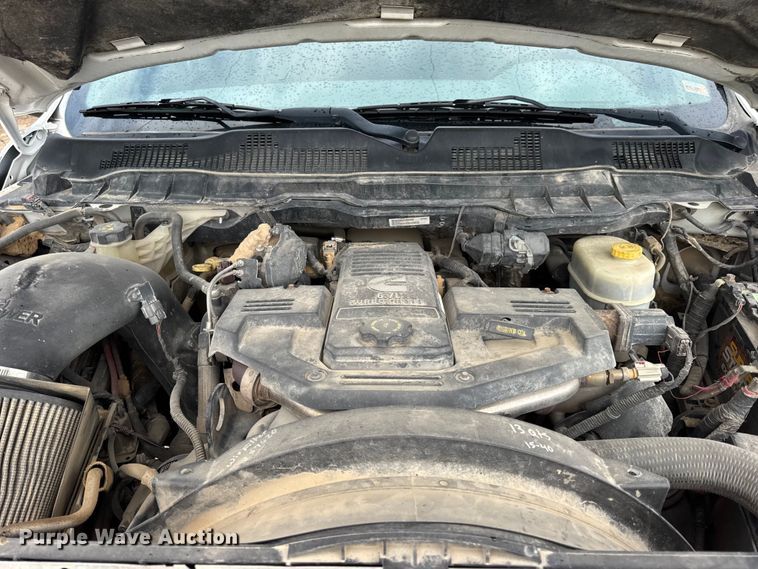 image for item EN0559 2015 RAM 2500 Crew Cab utility bed pickup truck