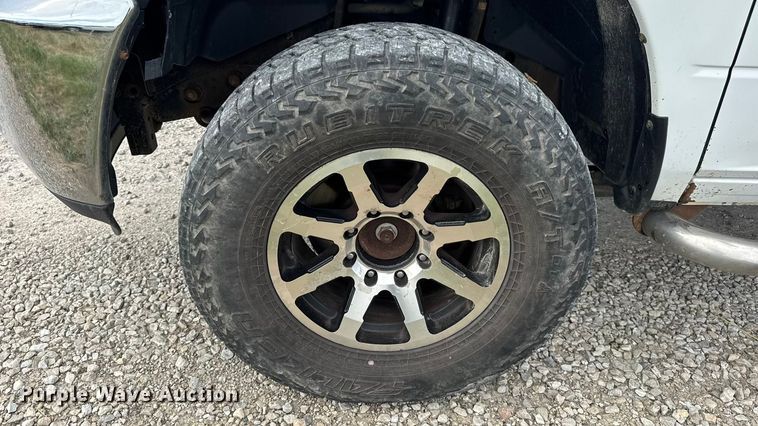 image for item EN0559 2015 RAM 2500 Crew Cab utility bed pickup truck