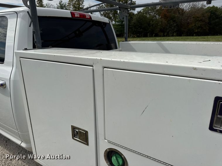 image for item EN0560 2017 RAM 2500 Crew Cab utility bed pickup truck