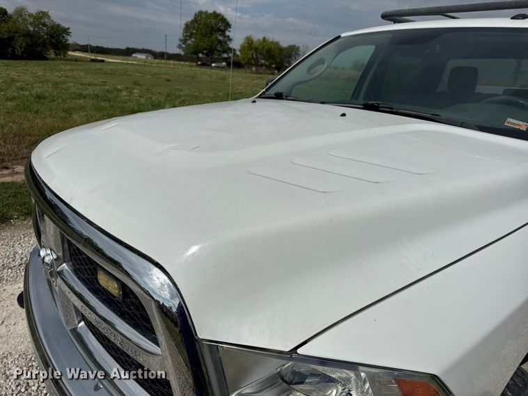 image for item EN0560 2017 RAM 2500 Crew Cab utility bed pickup truck