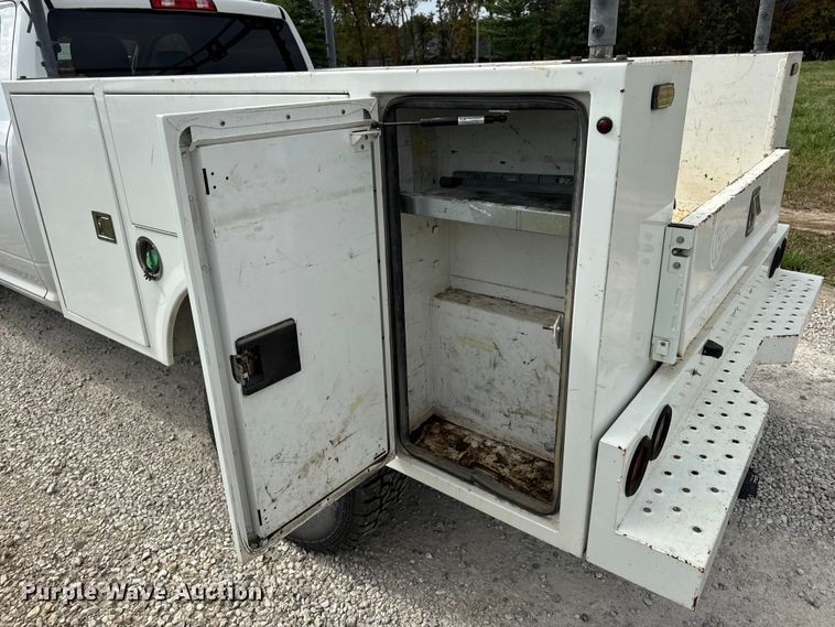 image for item EN0560 2017 RAM 2500 Crew Cab utility bed pickup truck