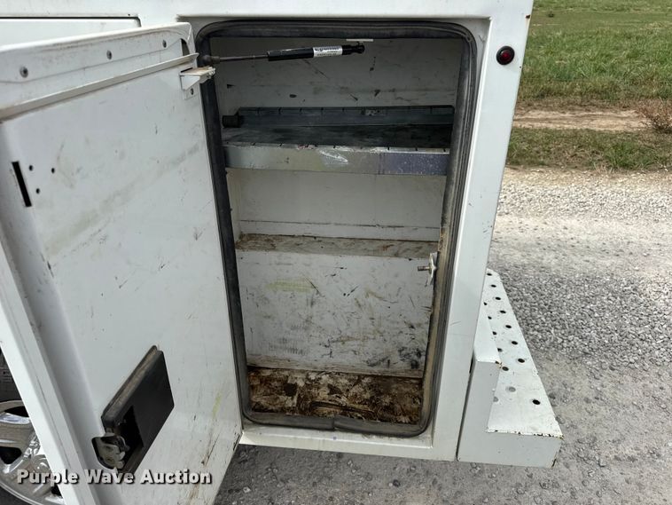 image for item EN0560 2017 RAM 2500 Crew Cab utility bed pickup truck