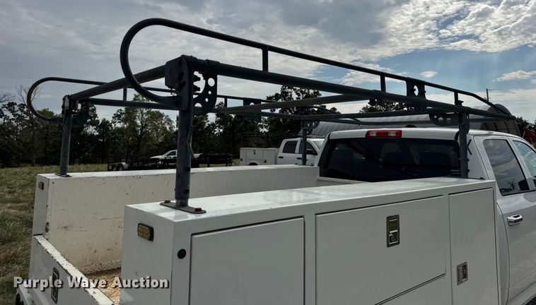 image for item EN0560 2017 RAM 2500 Crew Cab utility bed pickup truck