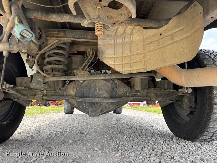 image for item EN0560 2017 RAM 2500 Crew Cab utility bed pickup truck