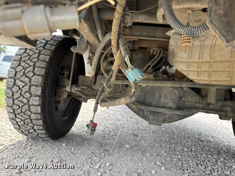 image for item EN0560 2017 RAM 2500 Crew Cab utility bed pickup truck