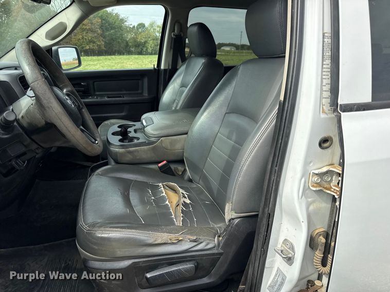 image for item EN0560 2017 RAM 2500 Crew Cab utility bed pickup truck