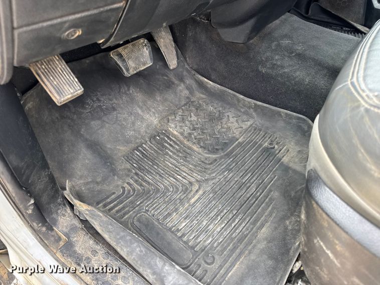 image for item EN0560 2017 RAM 2500 Crew Cab utility bed pickup truck