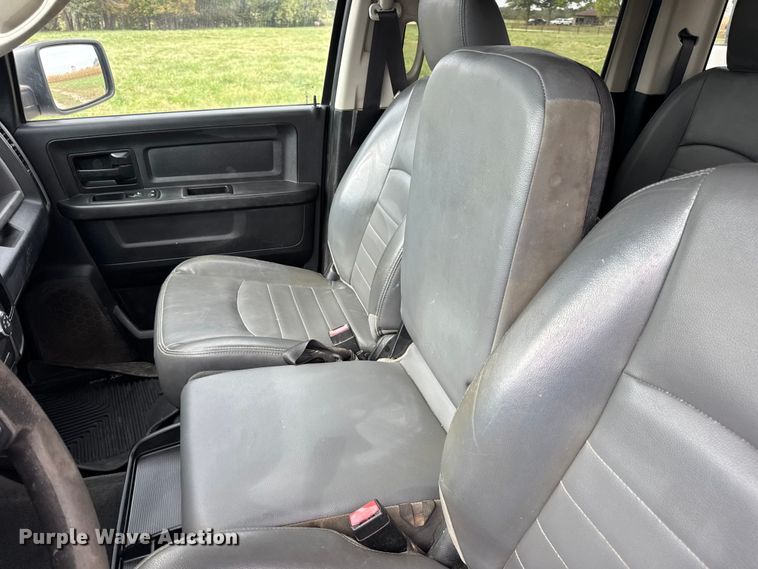 image for item EN0560 2017 RAM 2500 Crew Cab utility bed pickup truck