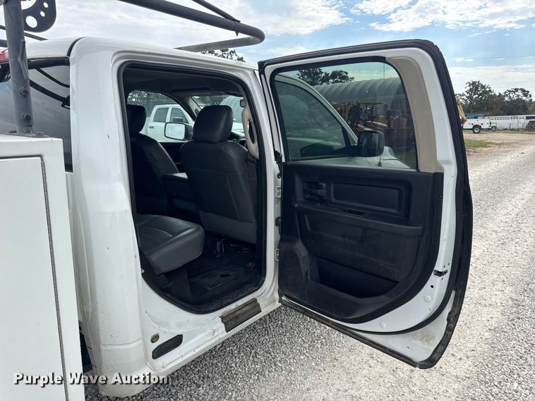 image for item EN0560 2017 RAM 2500 Crew Cab utility bed pickup truck