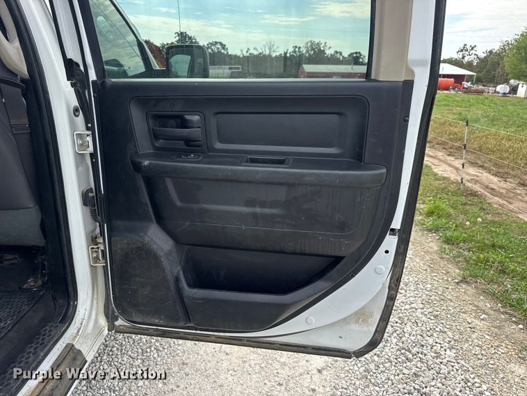 image for item EN0560 2017 RAM 2500 Crew Cab utility bed pickup truck