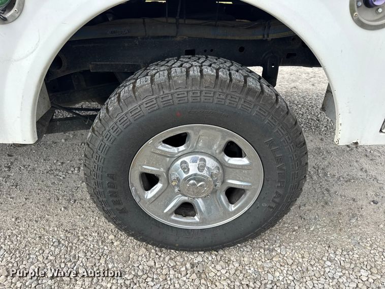 image for item EN0560 2017 RAM 2500 Crew Cab utility bed pickup truck