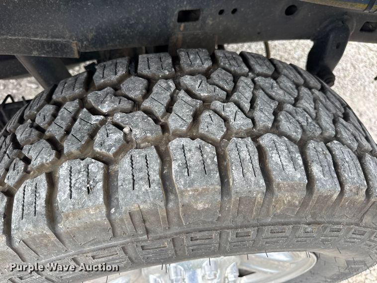 image for item EN0560 2017 RAM 2500 Crew Cab utility bed pickup truck