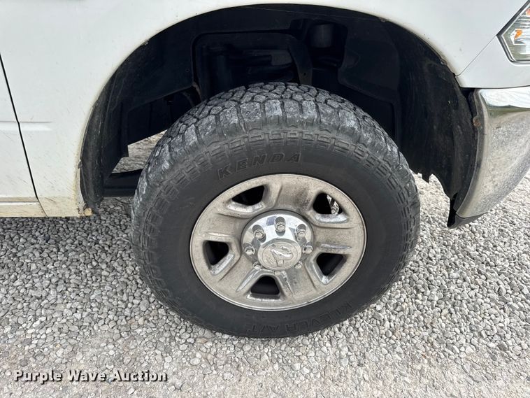 image for item EN0560 2017 RAM 2500 Crew Cab utility bed pickup truck