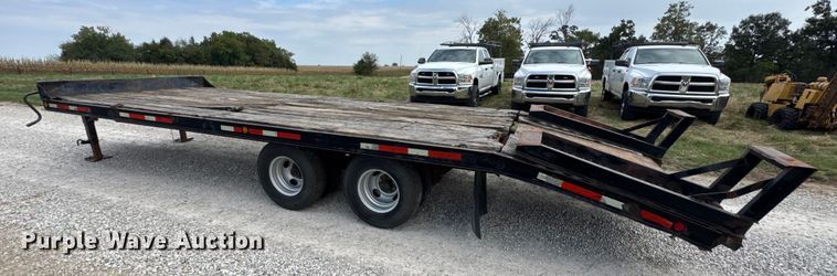 image for item EN0561 1991 Redi Haul Trailers equipment trailer