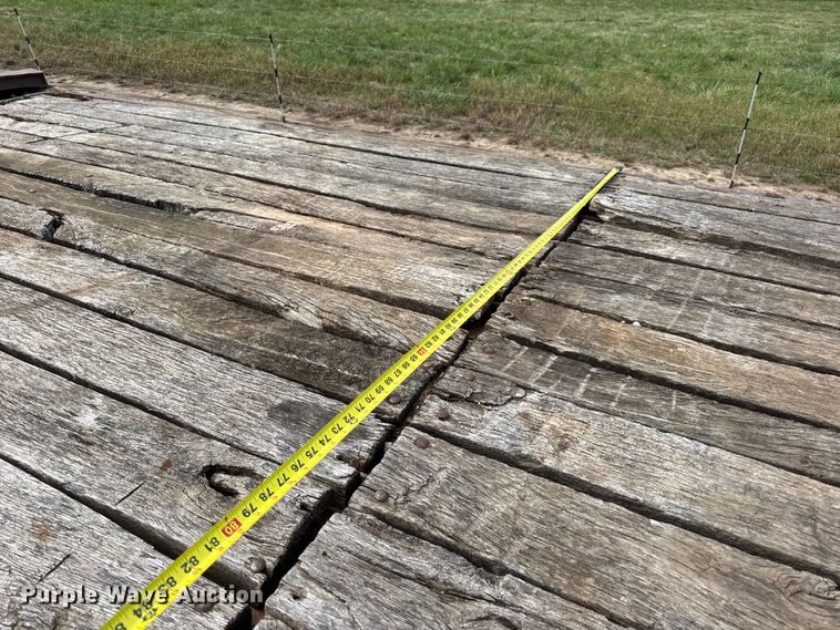 image for item EN0561 1991 Redi Haul Trailers equipment trailer