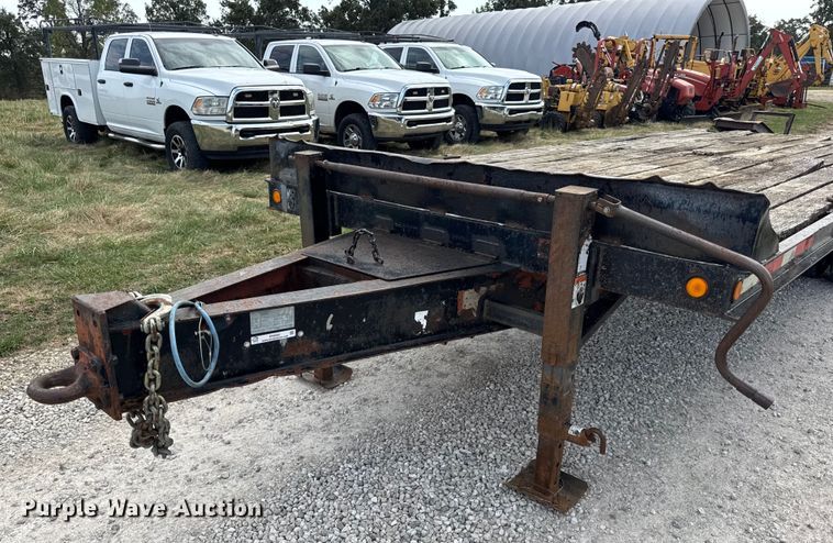 image for item EN0561 1991 Redi Haul Trailers equipment trailer