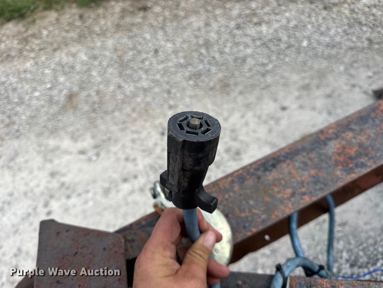 image for item EN0561 1991 Redi Haul Trailers equipment trailer