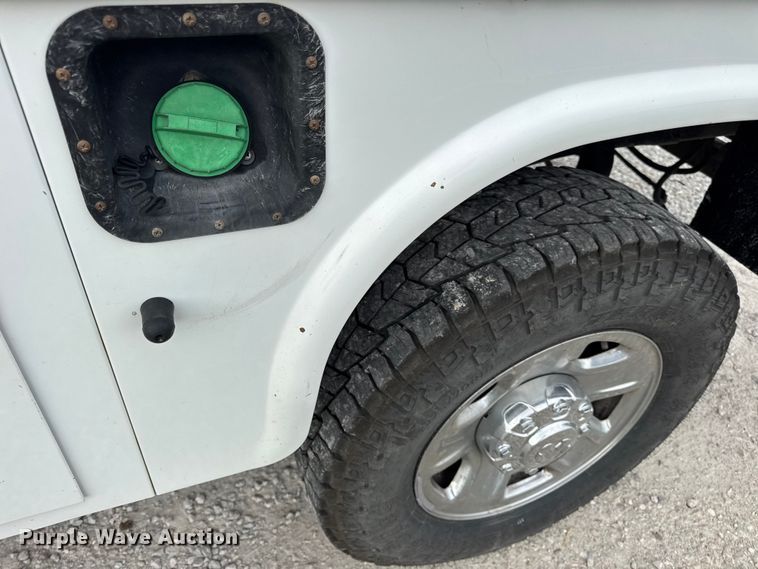 image for item EN0563 2016 RAM 2500 Crew Cab utility bed pickup truck