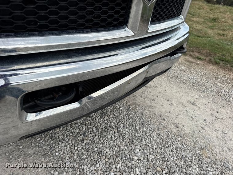 image for item EN0563 2016 RAM 2500 Crew Cab utility bed pickup truck