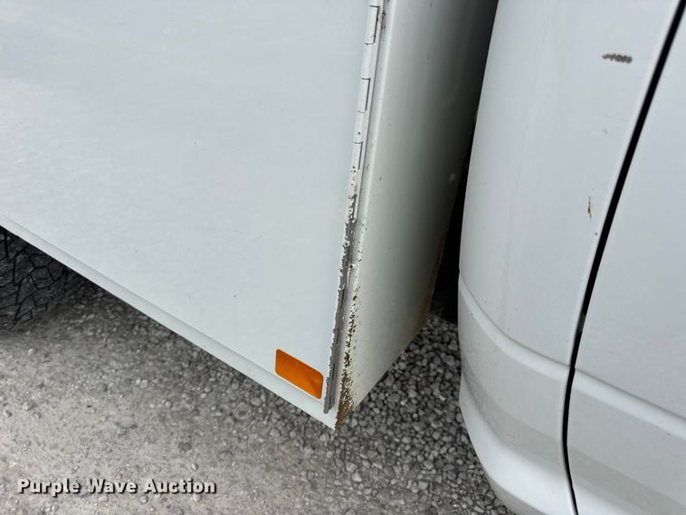 image for item EN0563 2016 RAM 2500 Crew Cab utility bed pickup truck