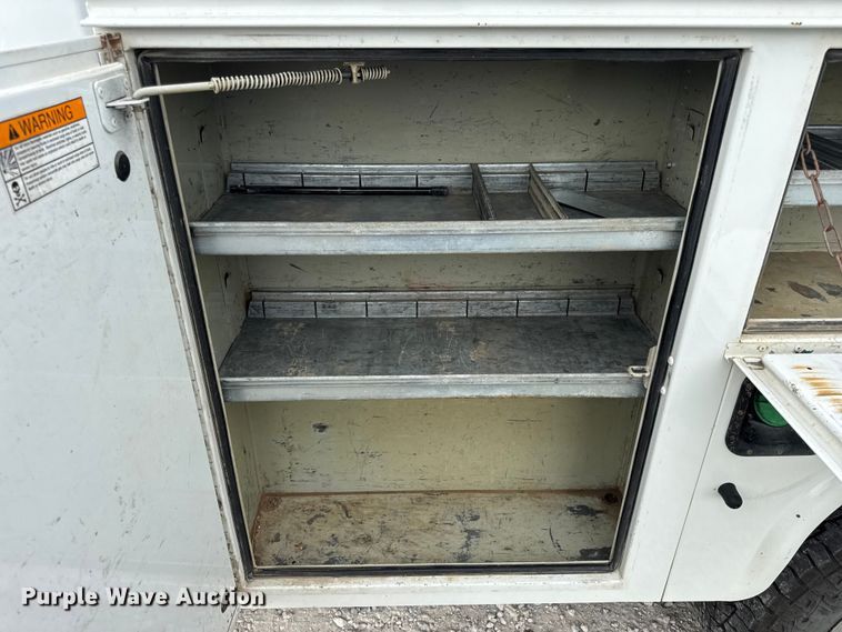 image for item EN0563 2016 RAM 2500 Crew Cab utility bed pickup truck