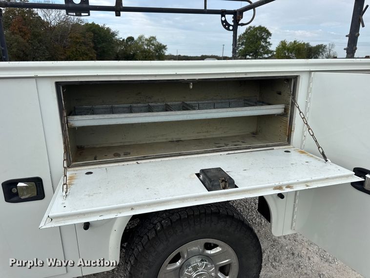 image for item EN0563 2016 RAM 2500 Crew Cab utility bed pickup truck