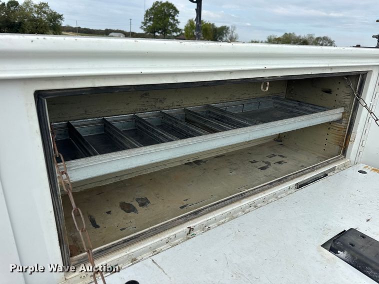 image for item EN0563 2016 RAM 2500 Crew Cab utility bed pickup truck