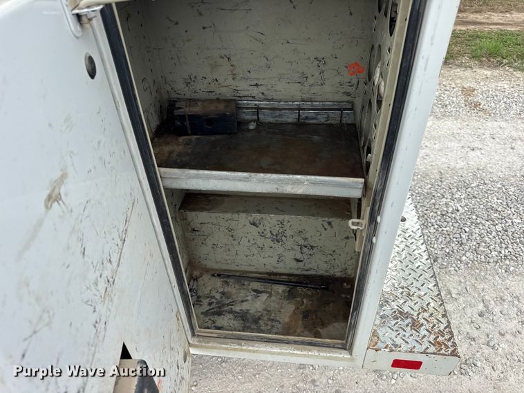 image for item EN0563 2016 RAM 2500 Crew Cab utility bed pickup truck