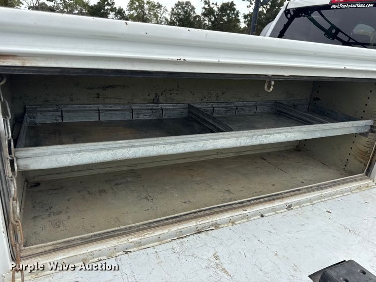 image for item EN0563 2016 RAM 2500 Crew Cab utility bed pickup truck